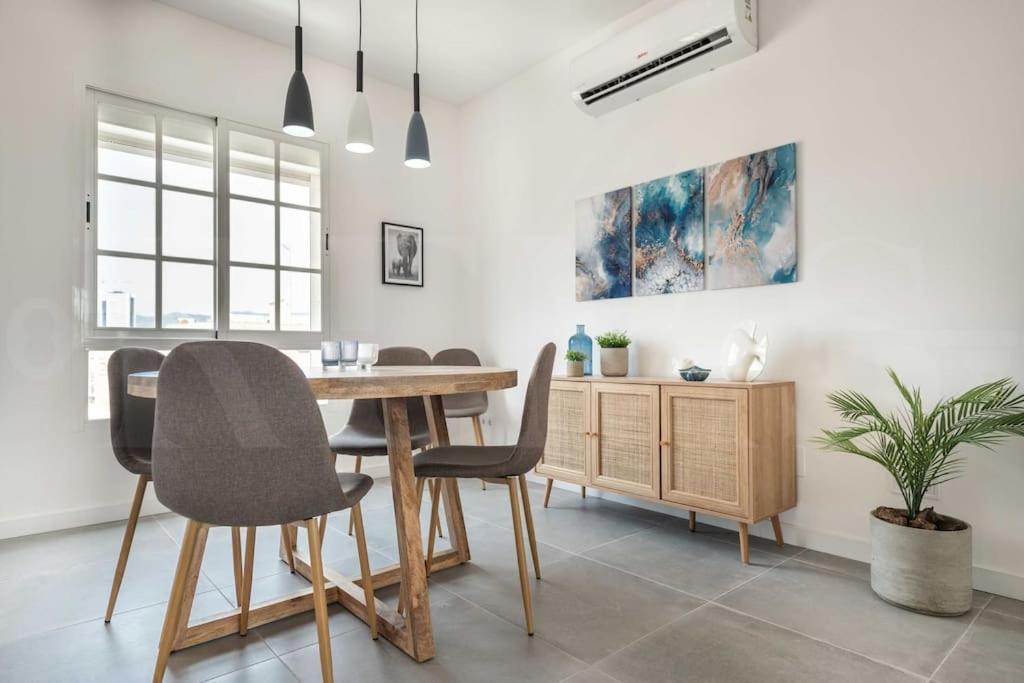 Sunlit & Fresh Apartment - Center By Rems Malaga Exterior photo