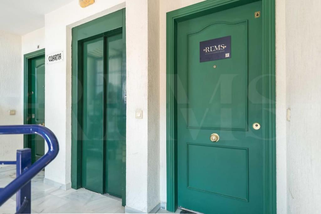 Sunlit & Fresh Apartment - Center By Rems Malaga Exterior photo